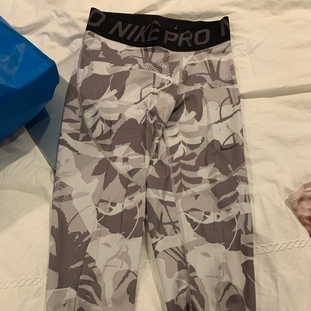 Nike Bro Cropped Leggings
